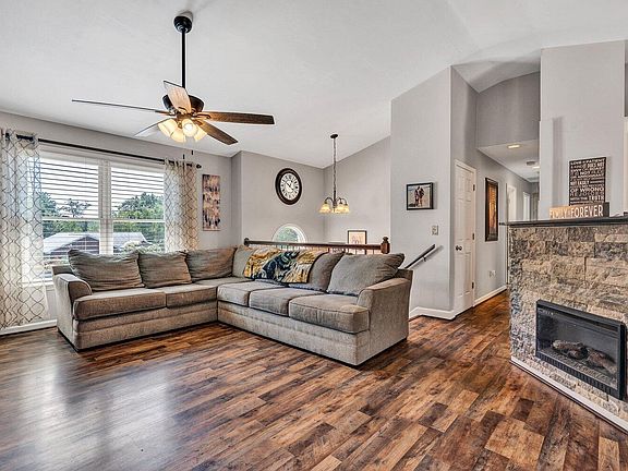 3rd image of 5019 Nicholas Hill Ln