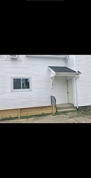 437 Saint Claire St #B — Photo 24
