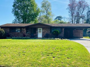 1061 Sawyerwood Dr, Jacksonville, FL 32221