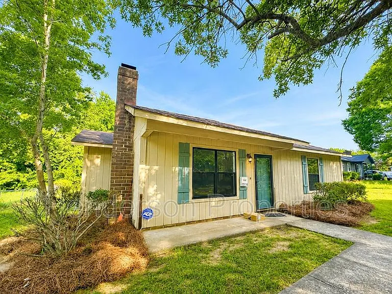 7314 Meadowland Dr — Photo 3