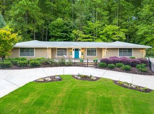1220 Oakhaven Dr, Roswell, GA 30075