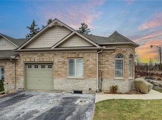 10 Cobblestone Dr #13, Brant, ON N3L 4G8