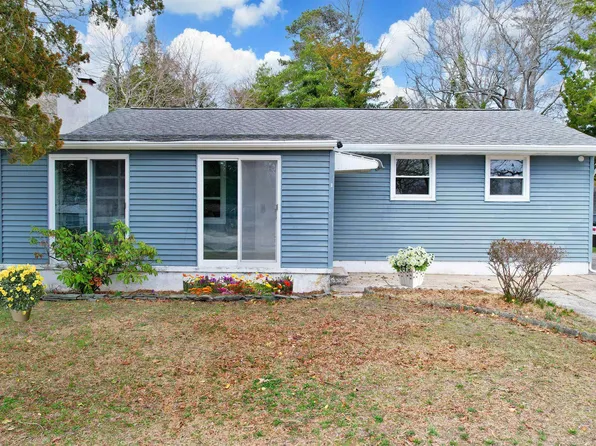 747 Chanese Ln, Absecon, NJ 08205