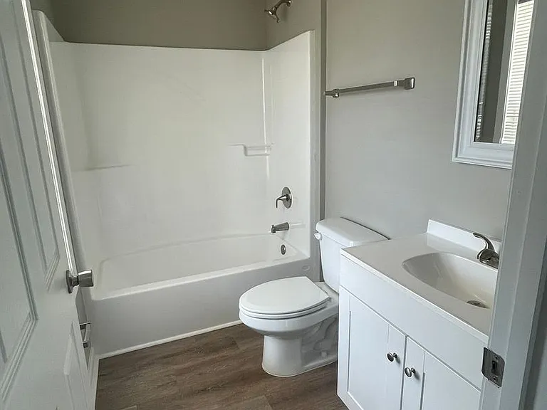 4599 Lexington Rd — Photo 13