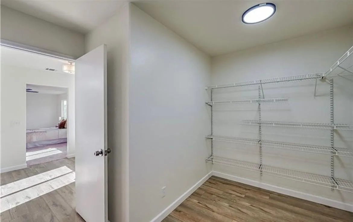 4 bed, 3127 sqft, $3,600 — Photo 4