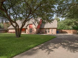 127 Nicklaus Nook, Lancaster, TX 75146
