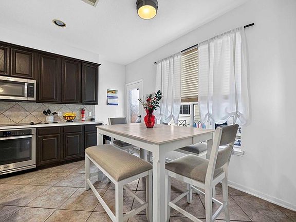 5th image of 9903 Sand Dollar Dr