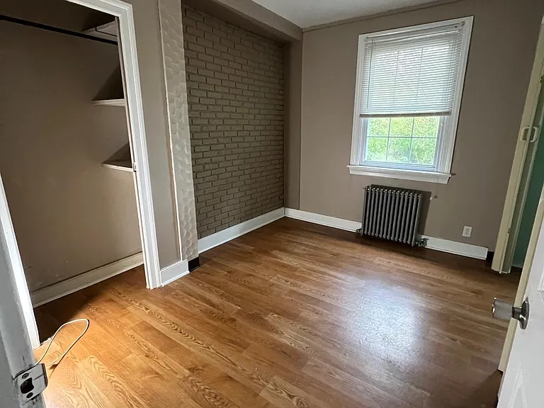 815 Cypress Ave — Photo 9