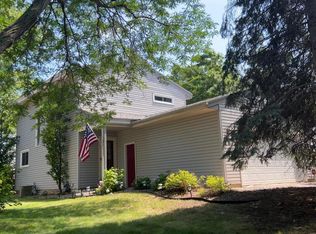 10481 Palm St NW, Coon Rapids, MN 55433