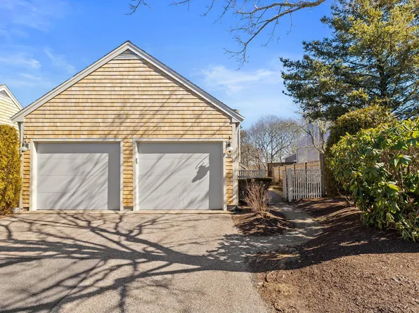 30 John Halls Cartpath Village, Yarmouth Port, MA 02675