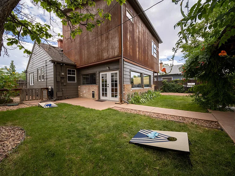 1346 Rood Ave — Photo 28