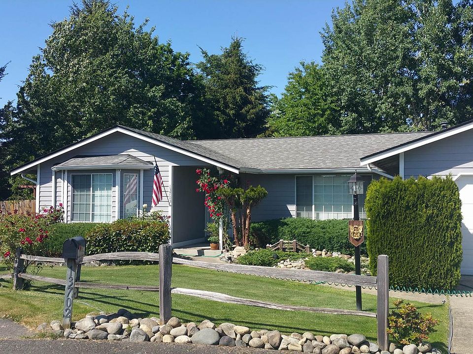1st image of 13703 2nd Avenue Ct E