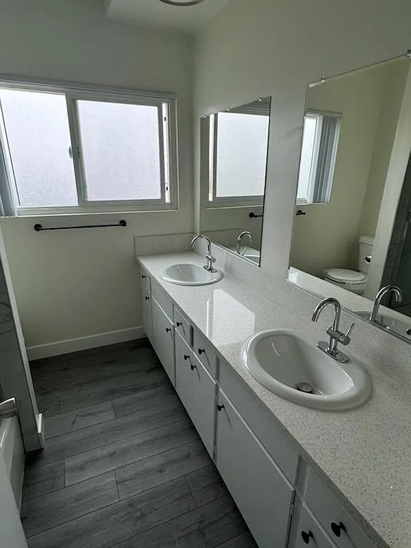 2 bed, 1.5 bath, 950 sqft, $2,995 — Photo 4