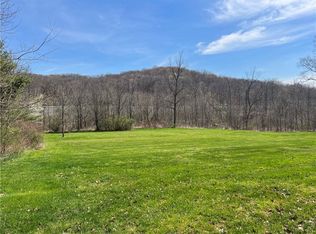 340 Foxwood Rd, Wampum, PA 16157