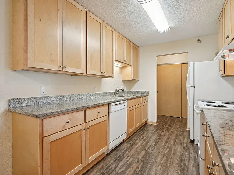 Park Place Apartments in Burnsville — Photo 50