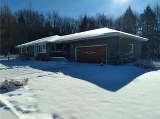 8990 Lake Pleasant Rd, Erie, PA 16509