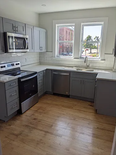 193 Elm St #13 Photo 1