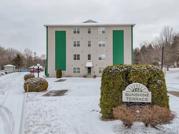 158 Hanwell Rd #107, Fredericton, NB E3B 9K7