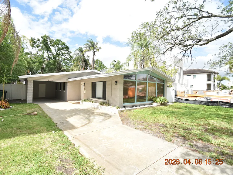 528 Suwanee Cir — Photo 44