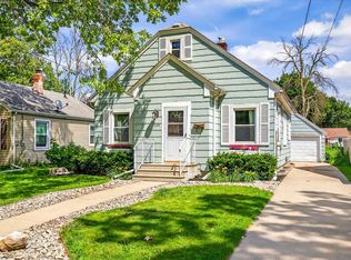 1149 13th Ave, Green Bay, WI 54304