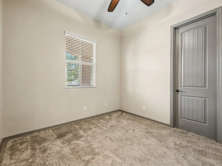 1315 W Alpine Tree Ave — Photo 20