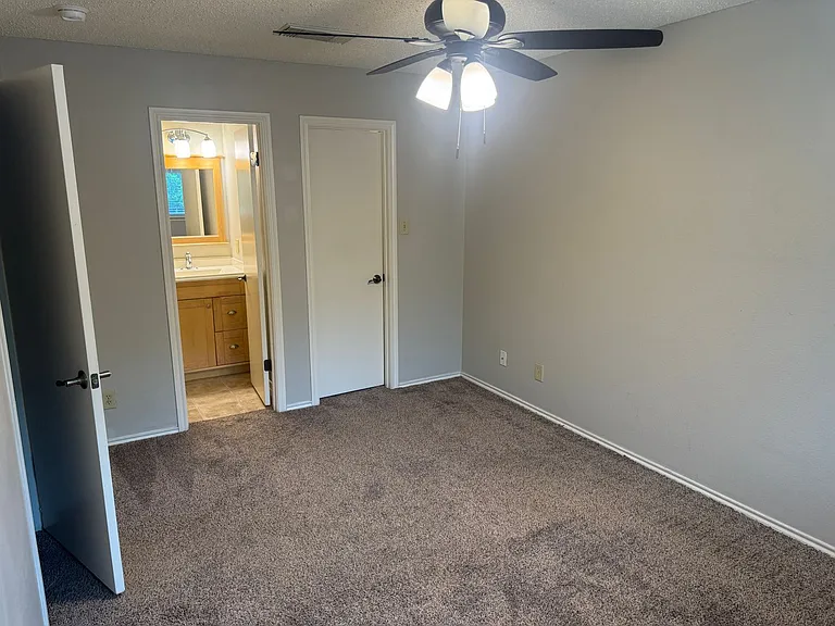 13630 Escort Dr — Photo 20