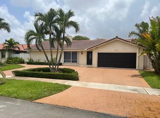 20032 NW 64th Ct, Hialeah, FL 33015