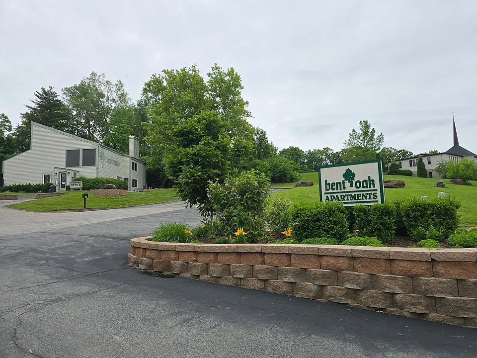 Bent Oak Apartments