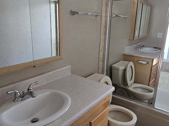 4th image of 10278 W 81st Ave