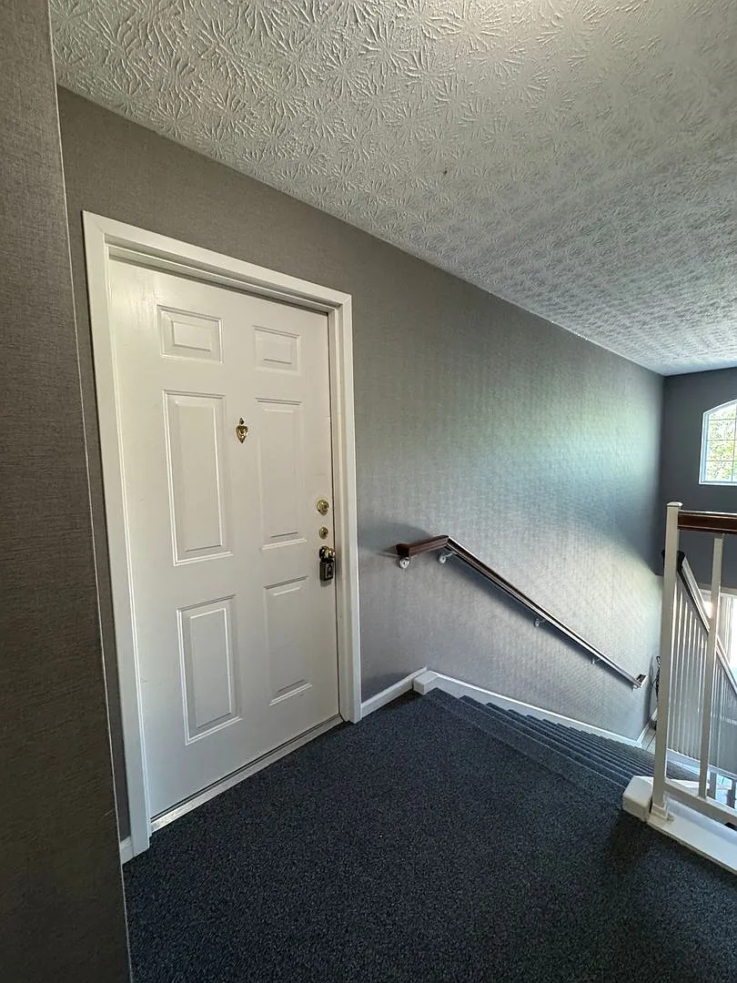 2 bed/2 bath Condo in Worthington Glen — Photo 3