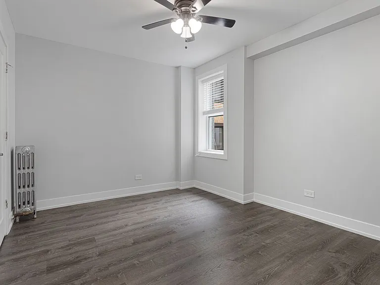 The 1521 Sherwin — Photo 60