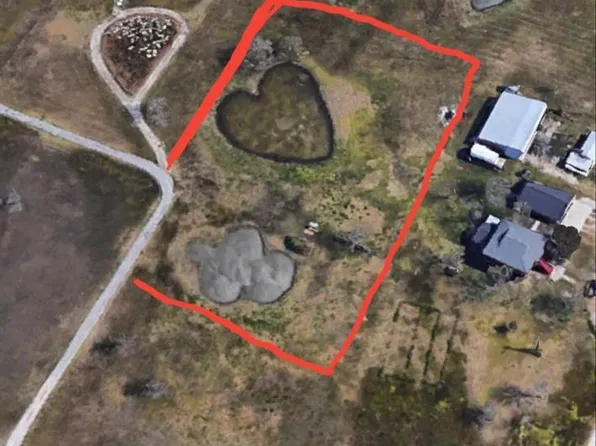 7915 County Road 168, Alvin, TX 77511