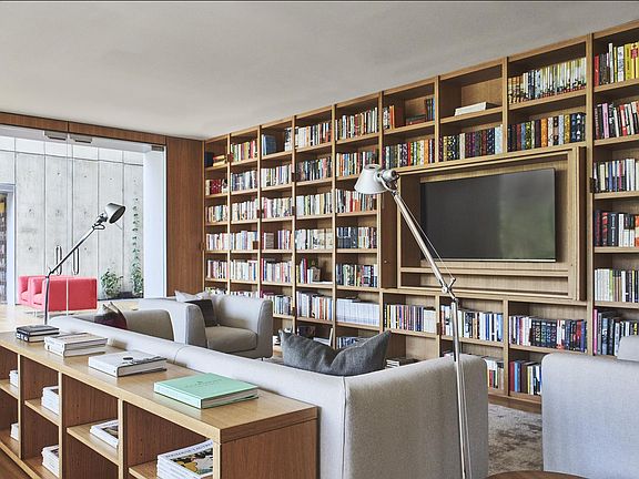 2nd image of 565 Broome St #S24b