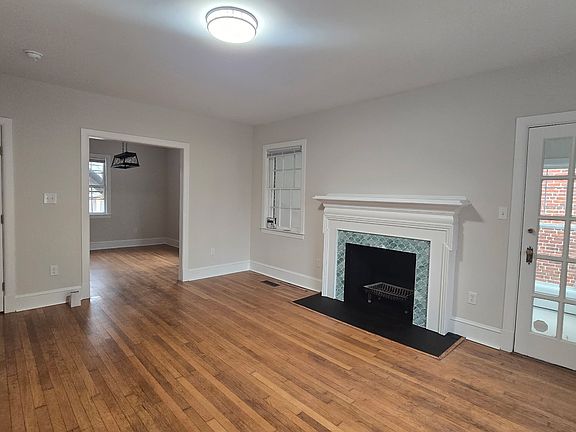 3rd image of 4418 Cutshaw Ave Unit 1