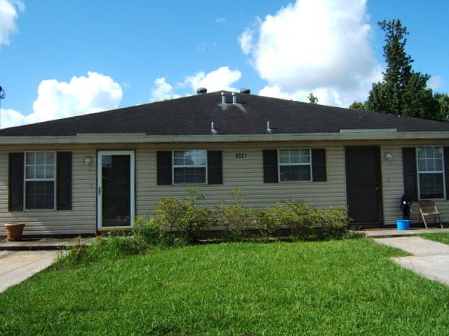 1st image of 2621B Saint Joseph St