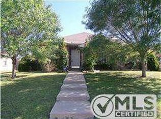 1736 Gentry St, Lancaster, TX 75134