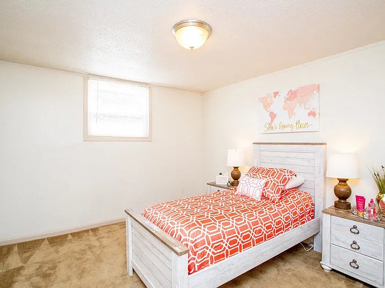 Make Arbors at Eastland Your New Home