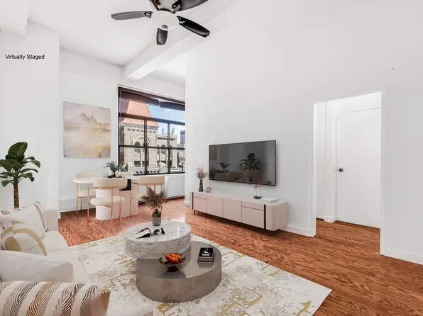 244 Madison Avenue image 1 of 12