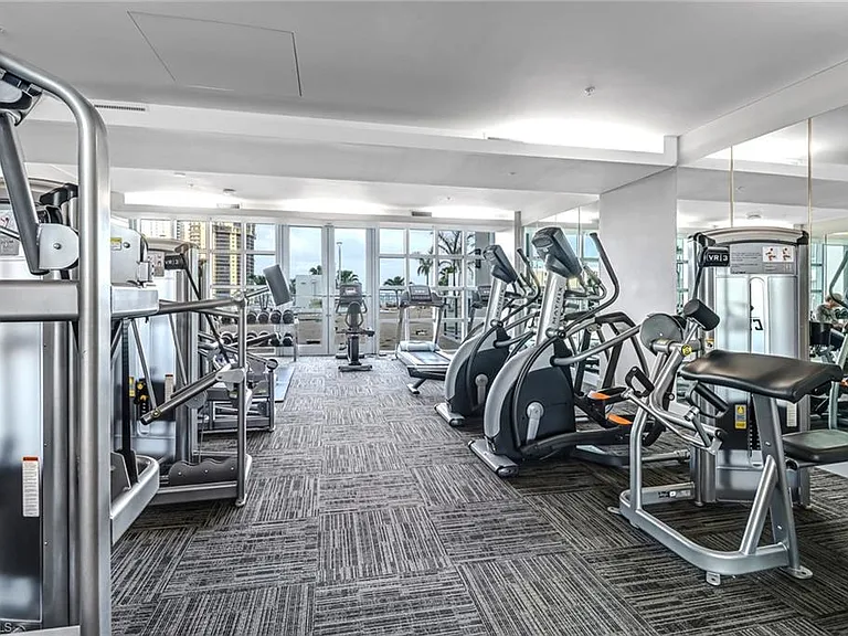 3000 Oasis Grand Blvd #606 — Photo 45