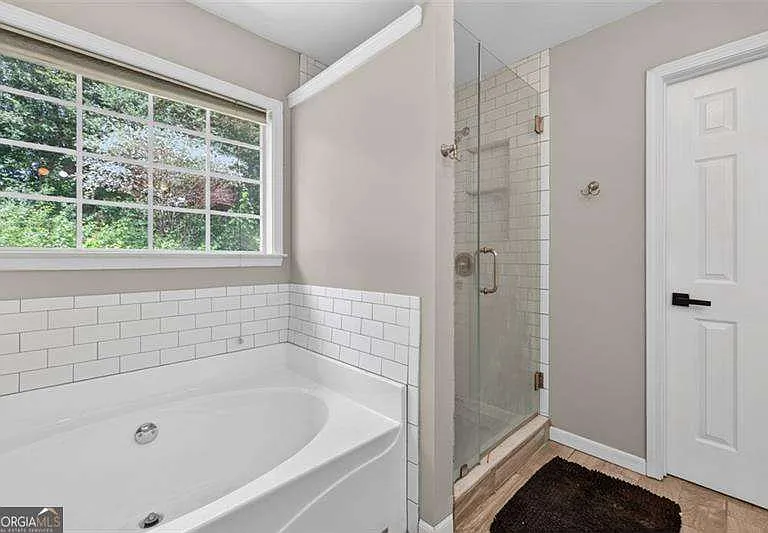 2865 Stonehenge Ct — Photo 29
