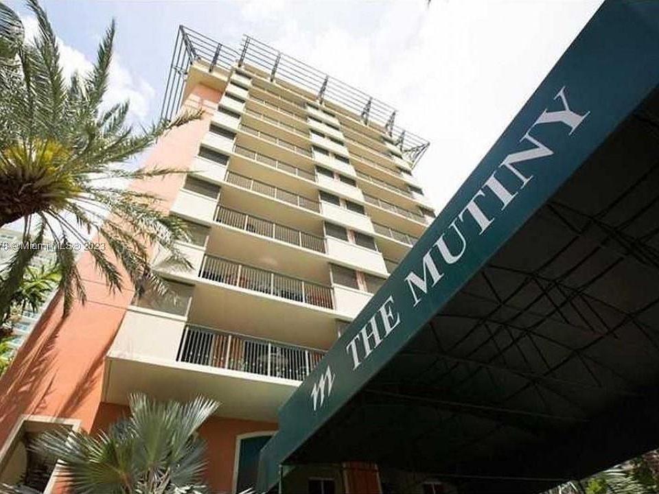 1st image of 2951 S Bayshore Dr #701