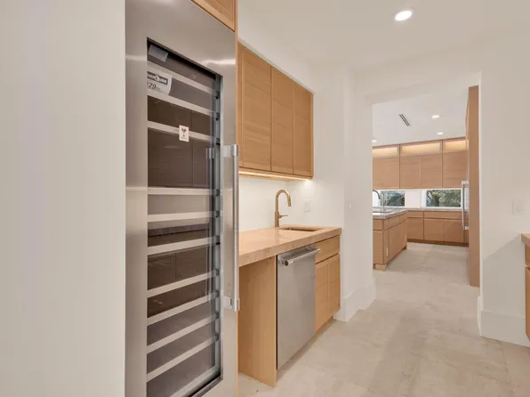 6996 SE Harbor Circle, Stuart, FL 34996