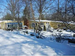 1026 S Mitchell St photo 1