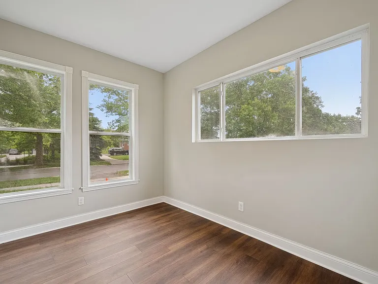68 E Philadelphia St — Photo 11