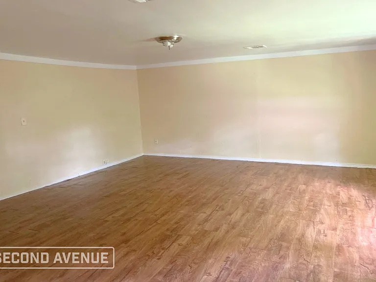 11819 Leitrim Way — Photo 3