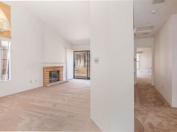 5th image of 29264 Marilyn Dr