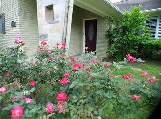 4055 Falkirk Ln, Houston, TX 77025