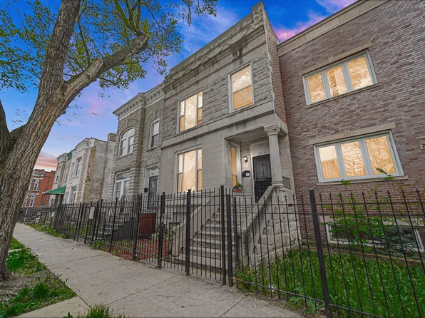 2909 W Wilcox St, Chicago, IL 60612