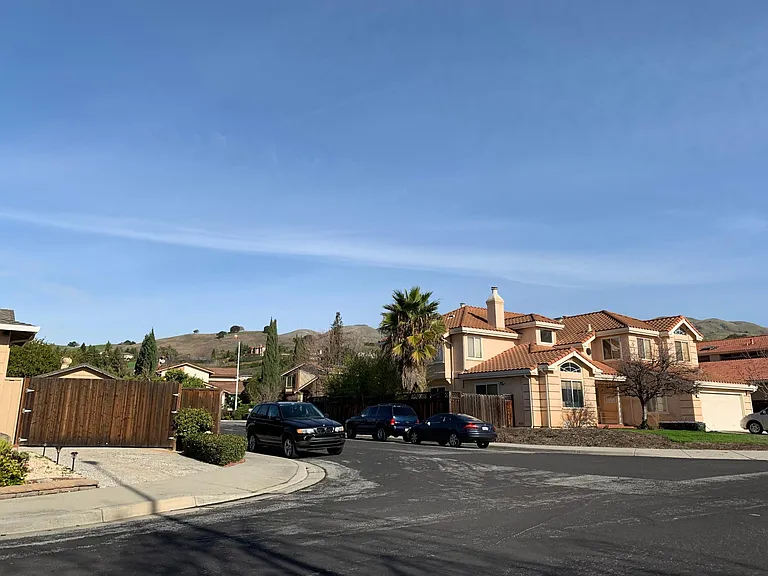 563 Simas Dr — Photo 21