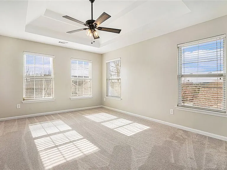 1496 Wilson Manor Cir — Photo 15